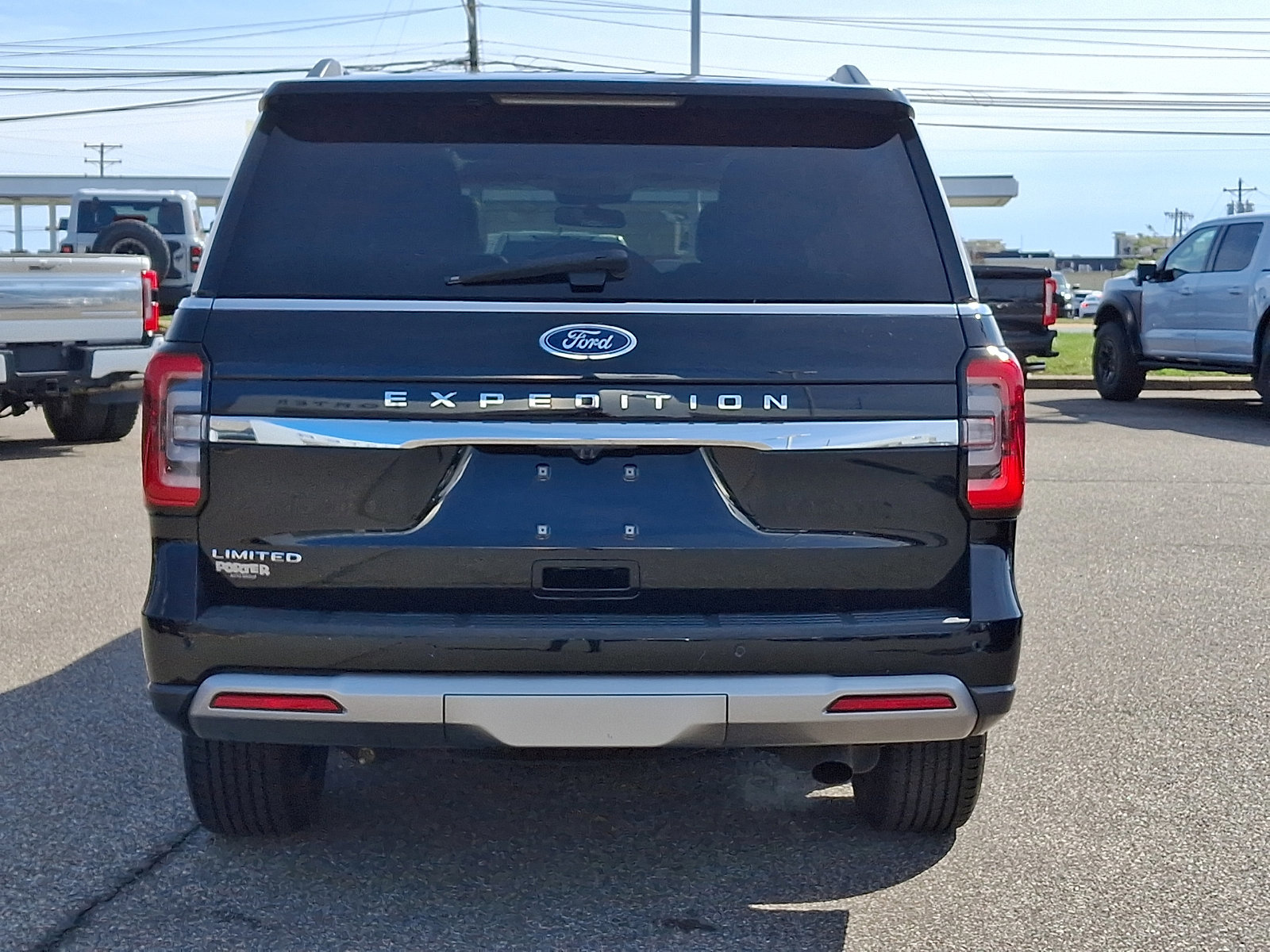 Certified 2023 Ford Expedition Limited image 6