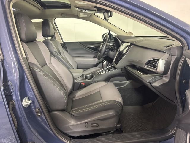 Used 2025 Subaru Outback Onyx Edition XT w/ Popular Package #2 AWD/4WD image 8