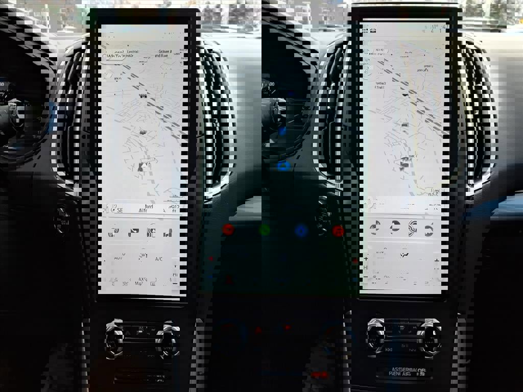 Certified 2023 Ford Edge SEL w/ Convenience Package image 17