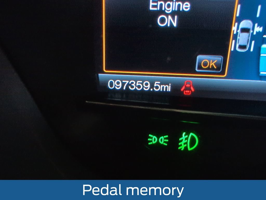 Certified 2017 Ford Explorer Limited w/ Equipment Group 301A FWD image 27