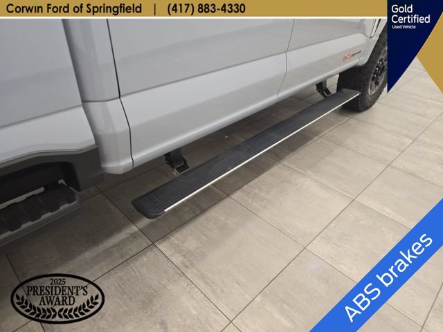 Certified 2024 Ford F250 Platinum w/ Tremor Off-Road Package AWD/4WD image 17