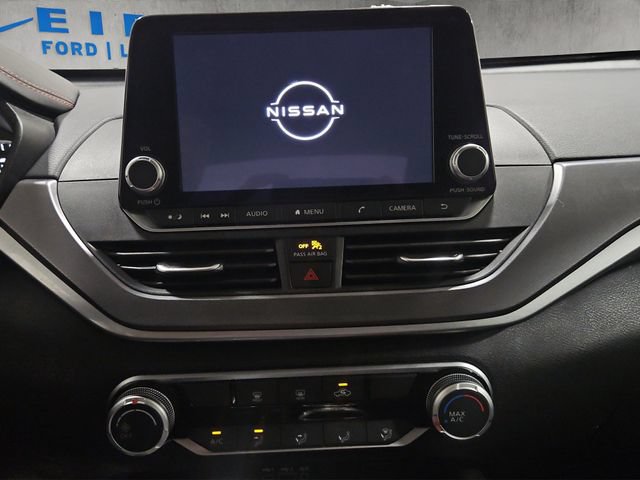 Used 2024 Nissan Altima 2.5 SR FWD image 16