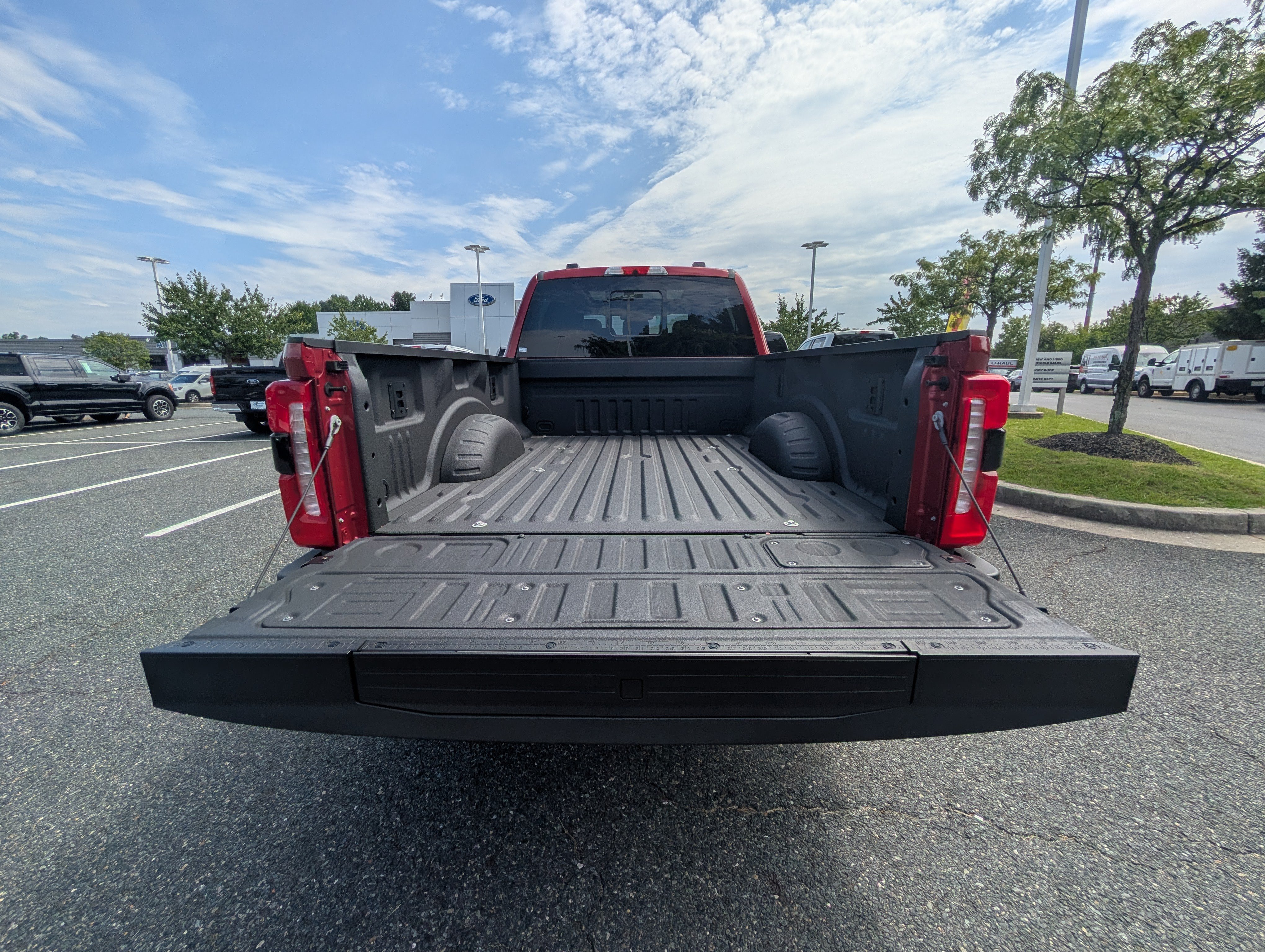 Certified 2024 Ford F250 Lariat w/ Lariat Ultimate Package AWD/4WD image 12