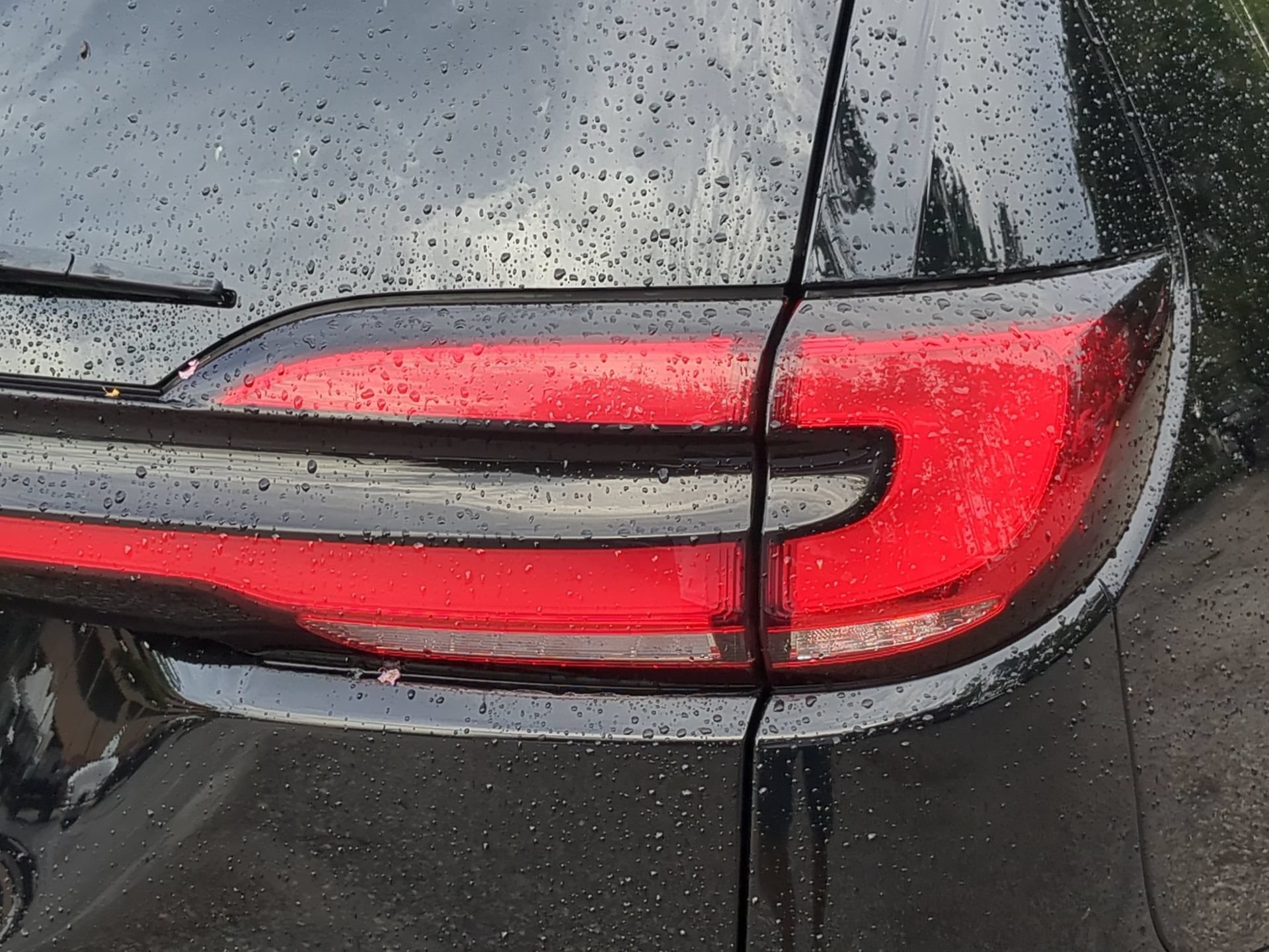 Used 2025 Chrysler Pacifica Limited FWD image 45
