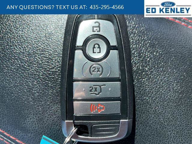 Certified 2022 Ford Escape SEL w/ SEL Stealth AWD Package image 13