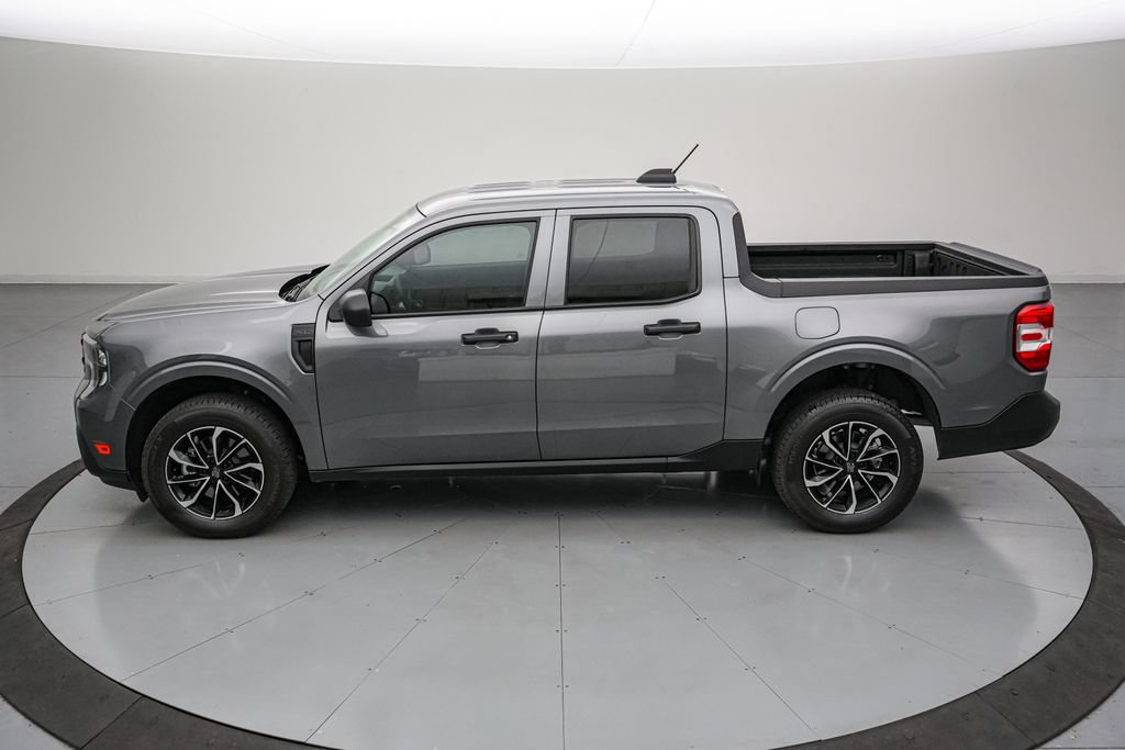 Certified 2025 Ford Maverick XL FWD image 8