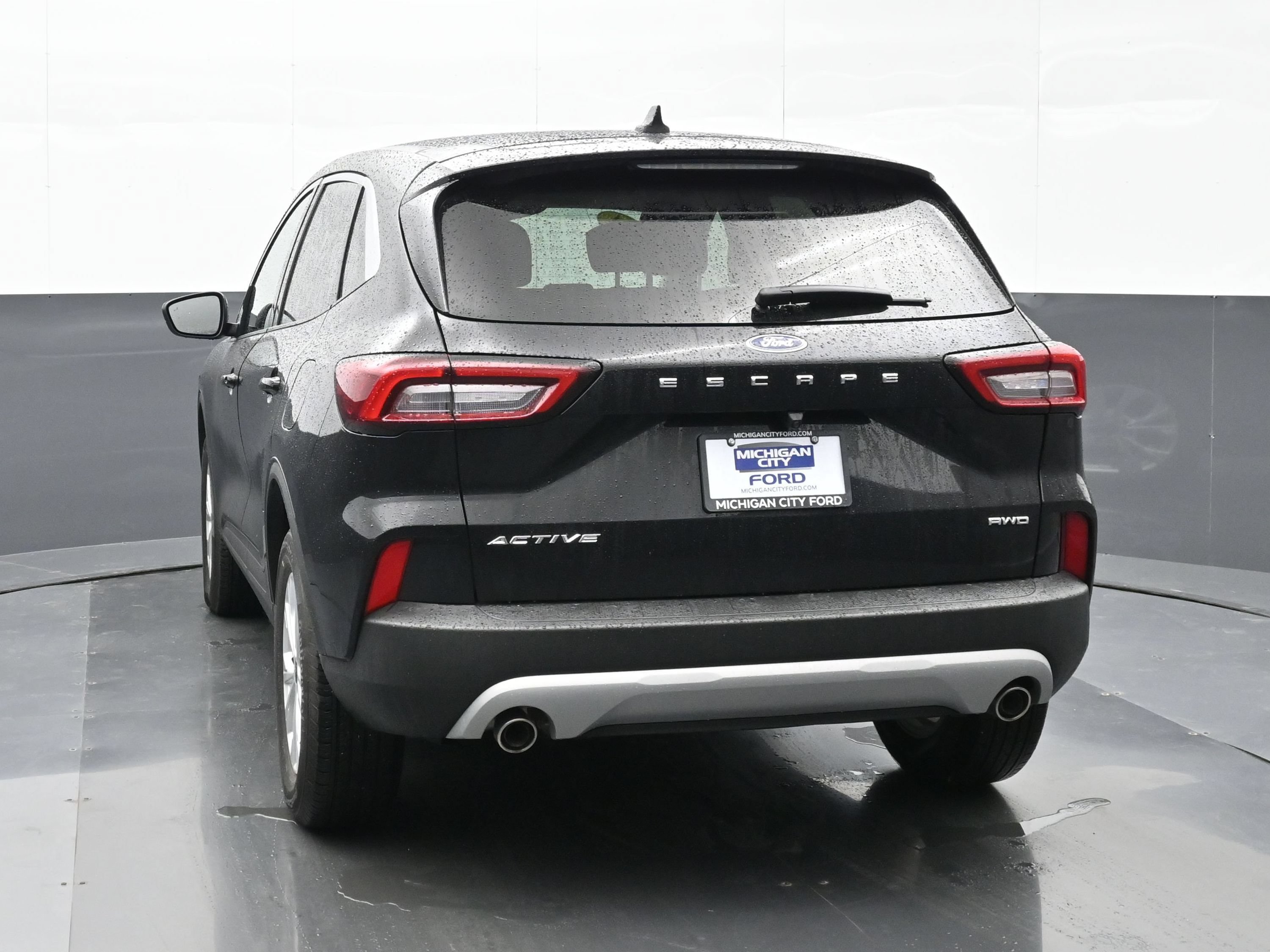 Certified 2024 Ford Escape Active AWD/4WD image 2