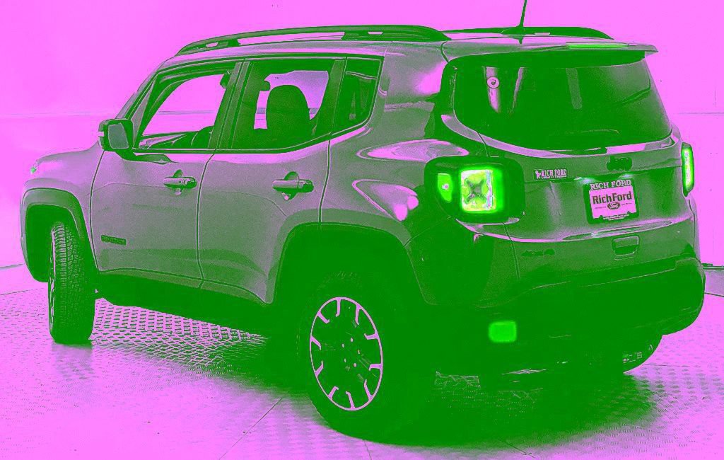 Used 2023 Jeep Renegade Latitude AWD/4WD image 4