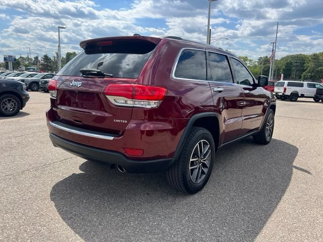Used 2019 Jeep Grand Cherokee Limited AWD/4WD image 4