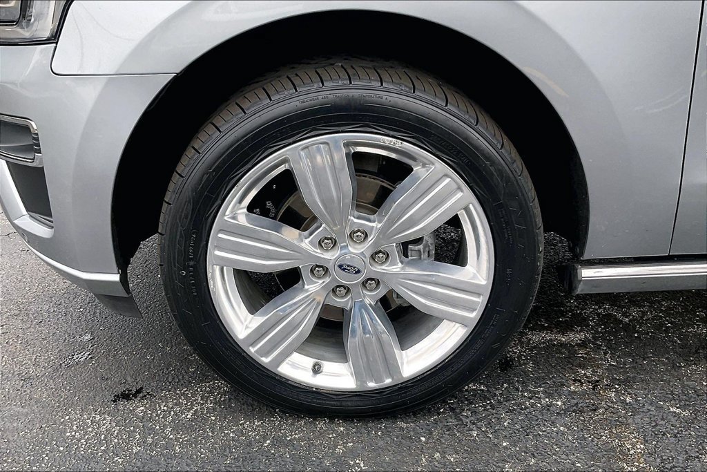 Certified 2023 Ford Expedition Max Platinum AWD/4WD image 8
