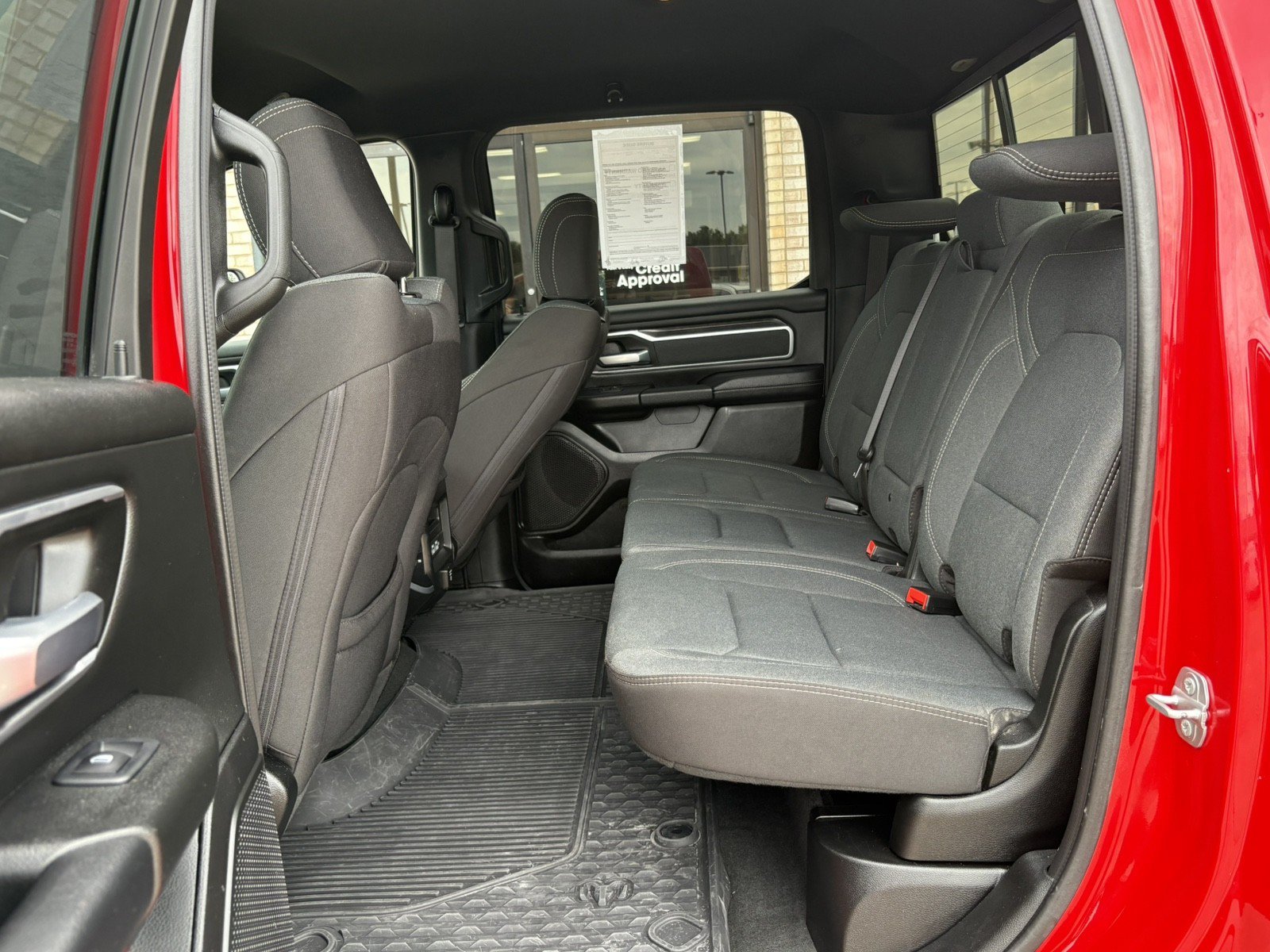 Used 2022 RAM 1500 Big Horn AWD/4WD image 4