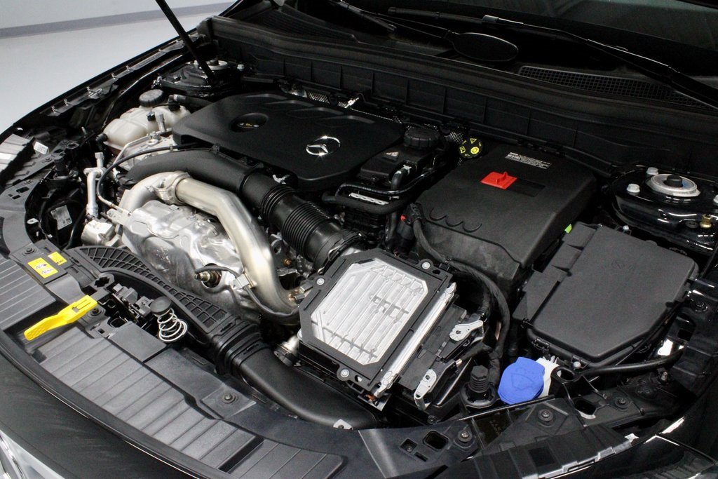 Used 2025 Mercedes-Benz GLB 250 GLB 250 image 18