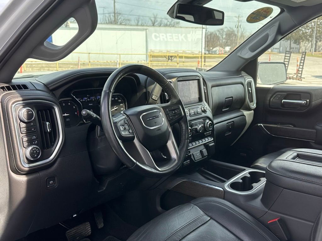 Used 2022 GMC Sierra 1500 Denali w/ Driver Alert Package II AWD/4WD image 10