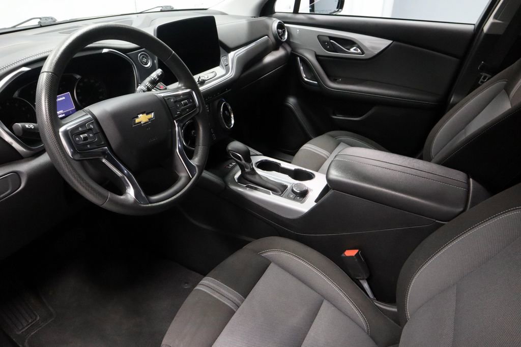 Used 2023 Chevrolet Blazer LT w/ Convenience Package AWD/4WD image 24