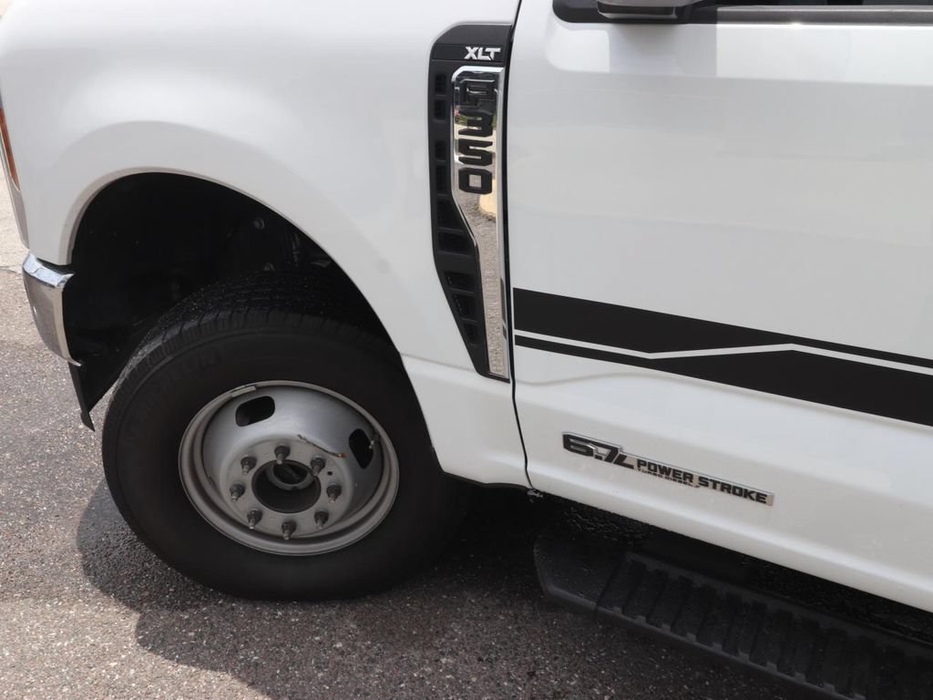Certified 2025 Ford F350 XLT AWD/4WD image 3