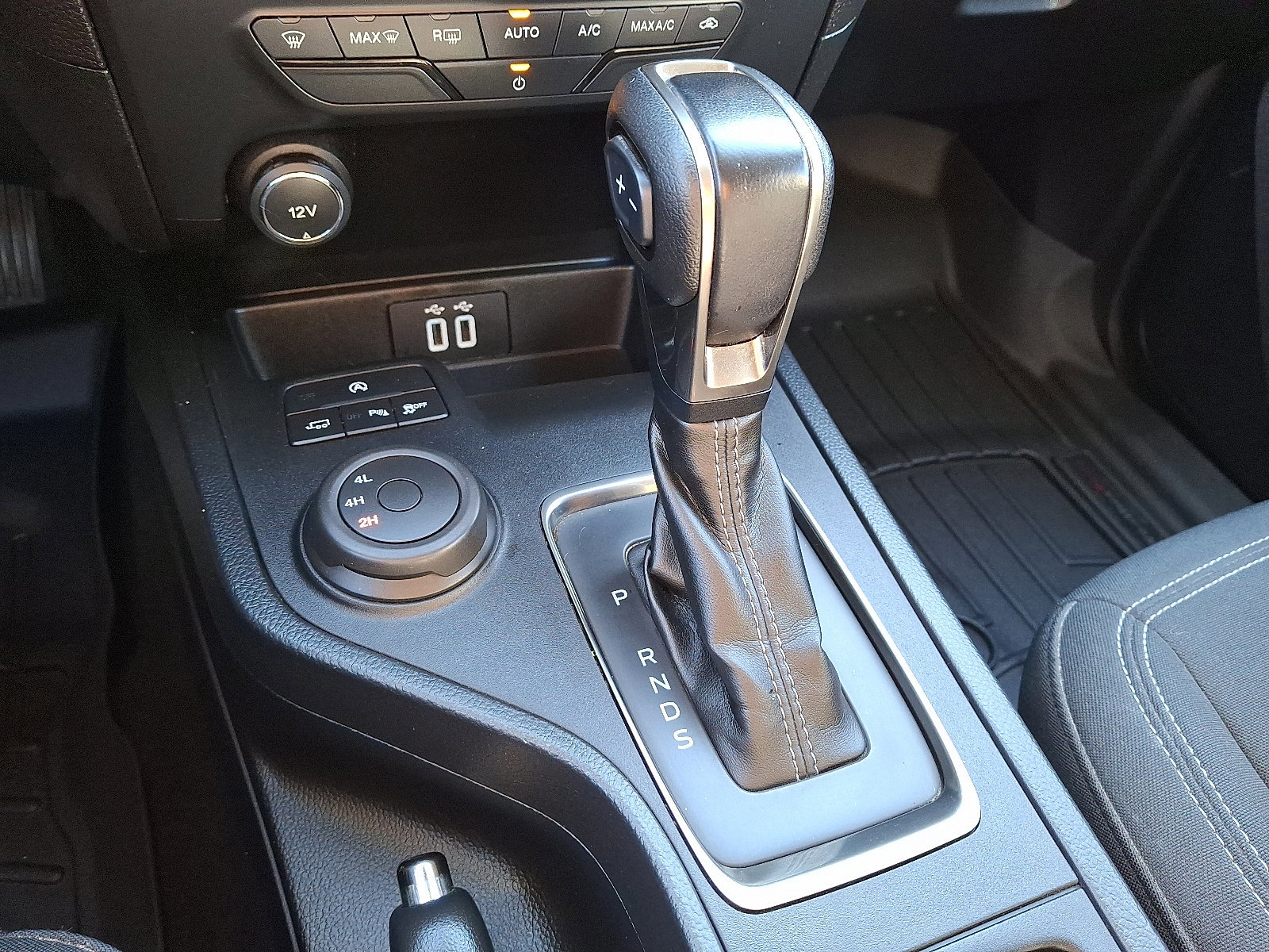 Certified 2019 Ford Ranger XLT w/ Equipment Group 301A Mid image 14