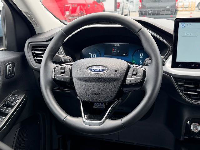 Certified 2025 Ford Escape Platinum AWD/4WD image 17