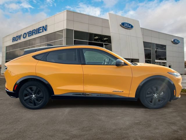 Certified 2022 Ford Mustang Mach-E California Route 1 AWD/4WD image 6