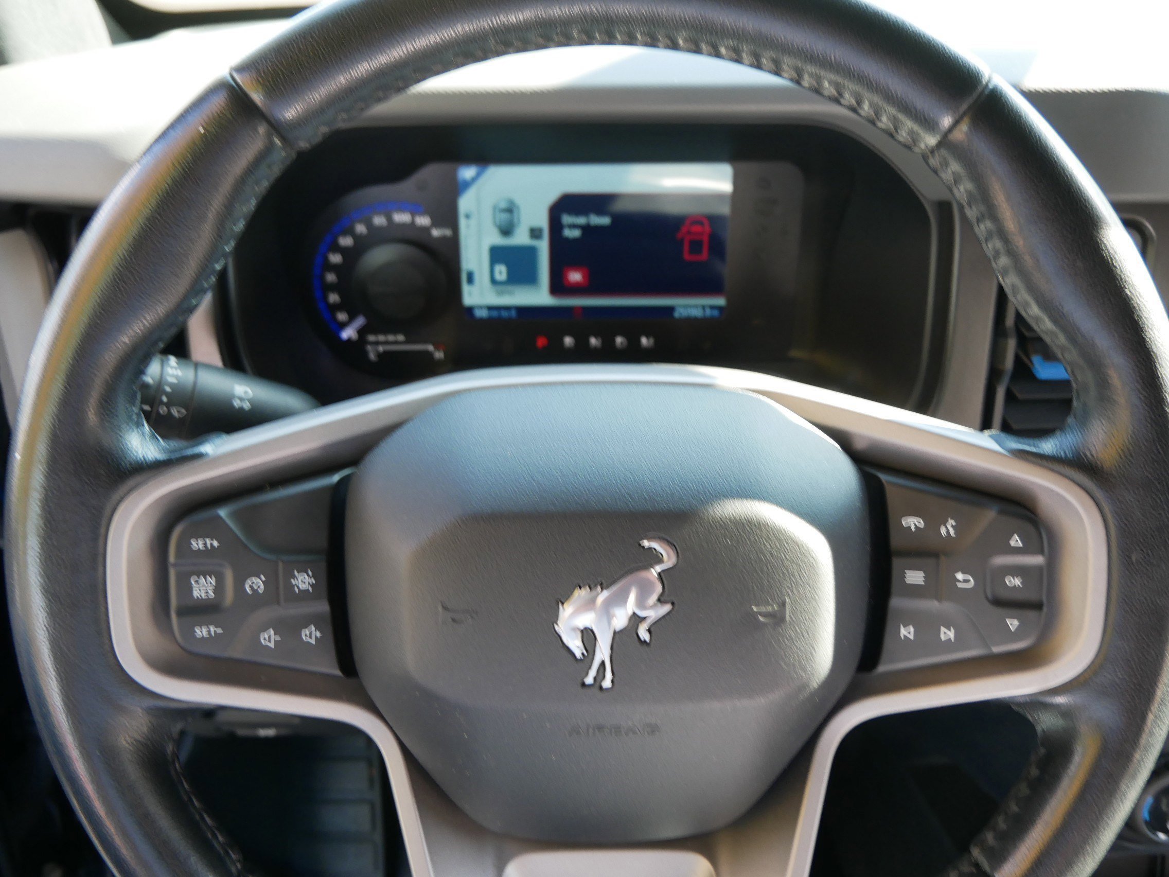 Certified 2021 Ford Bronco Black Diamond image 25