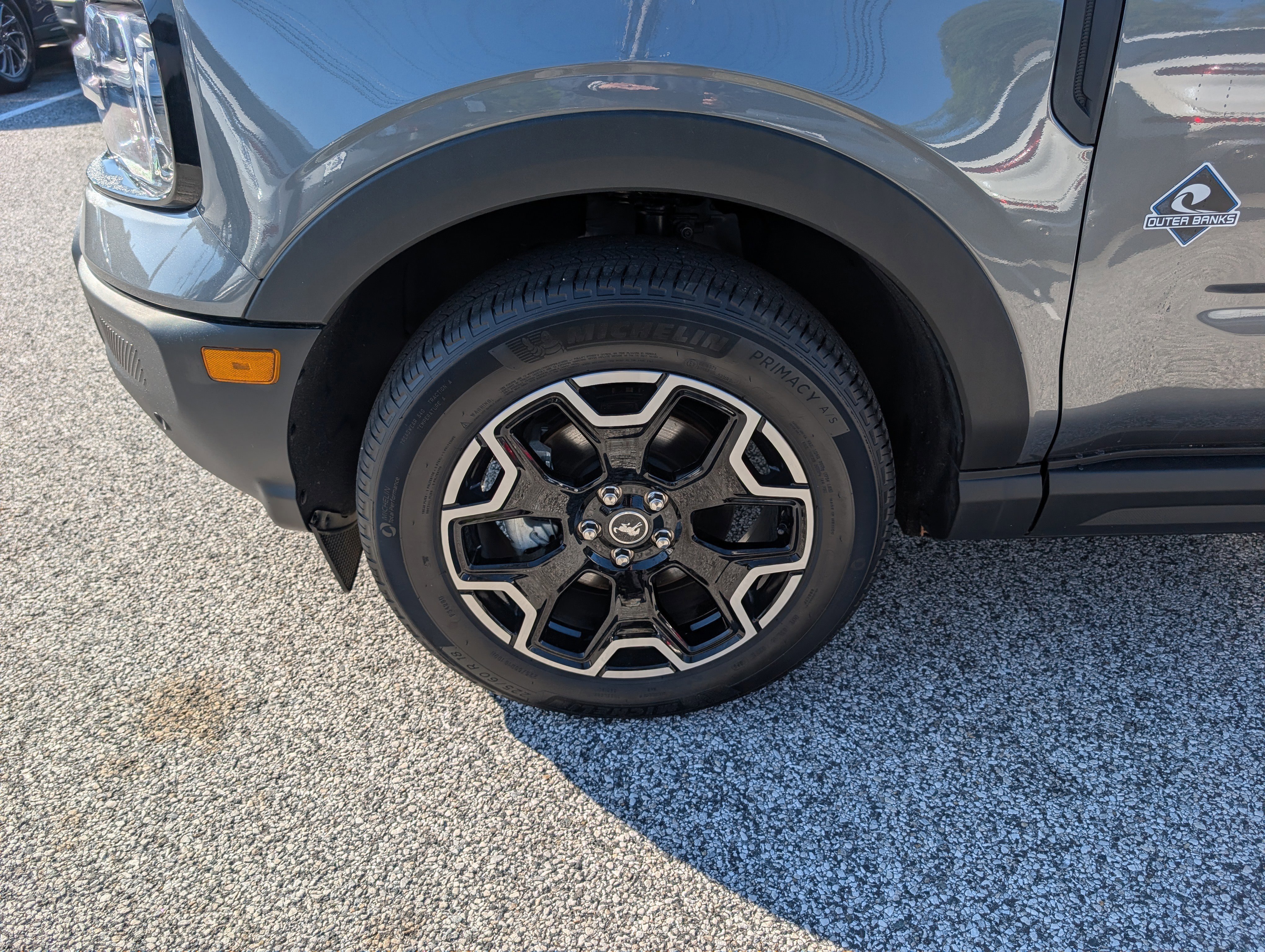 Certified 2025 Ford Bronco Sport Outer Banks w/ Outer Banks Tech Package+ AWD/4WD image 11
