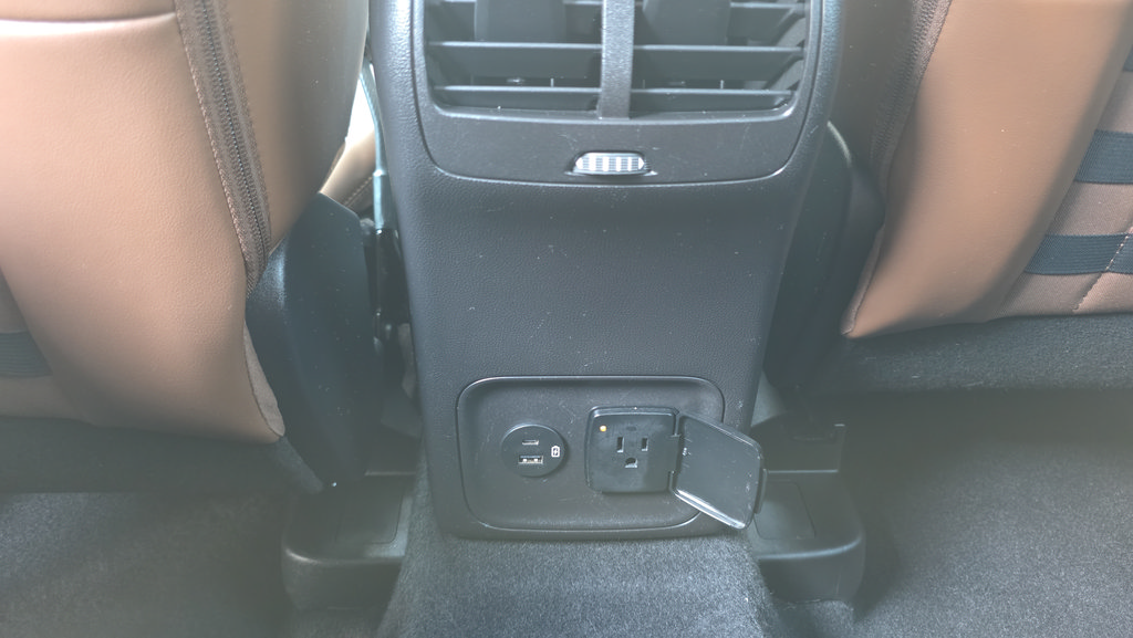 Certified 2023 Ford Bronco Sport Outer Banks AWD/4WD image 46