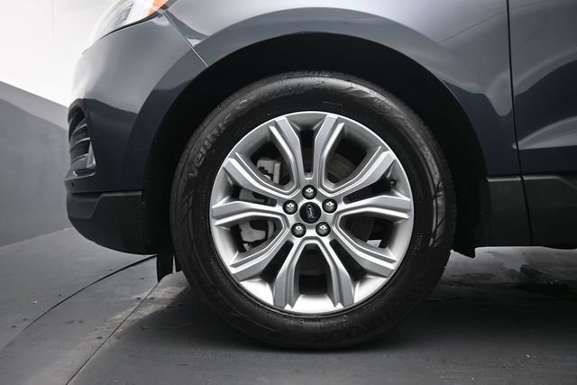 Certified 2024 Ford Edge Titanium w/ Equipment Group 301A AWD/4WD image 32