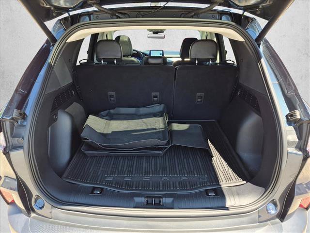 Certified 2022 Ford Escape Titanium w/ Class II Trailer Tow Package AWD/4WD image 7