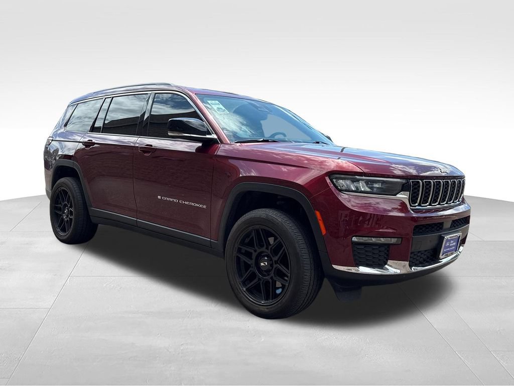 Used 2024 Jeep Grand Cherokee L Limited w/ Trailer Tow Package AWD/4WD image 1