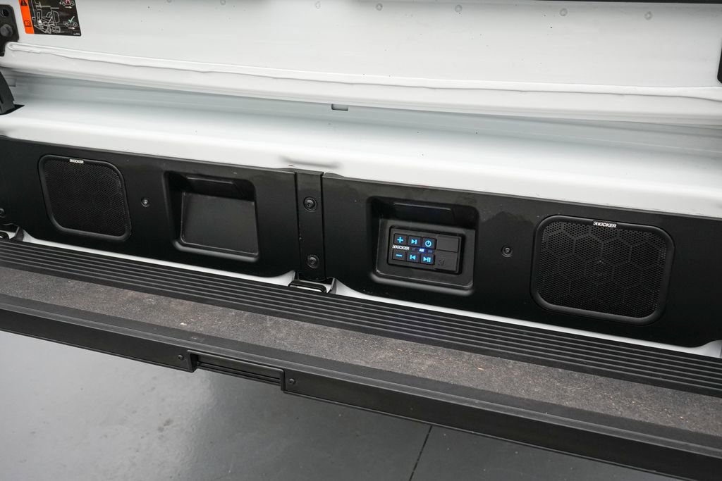 Used 2025 GMC Sierra 2500 Denali Ultimate AWD/4WD image 8