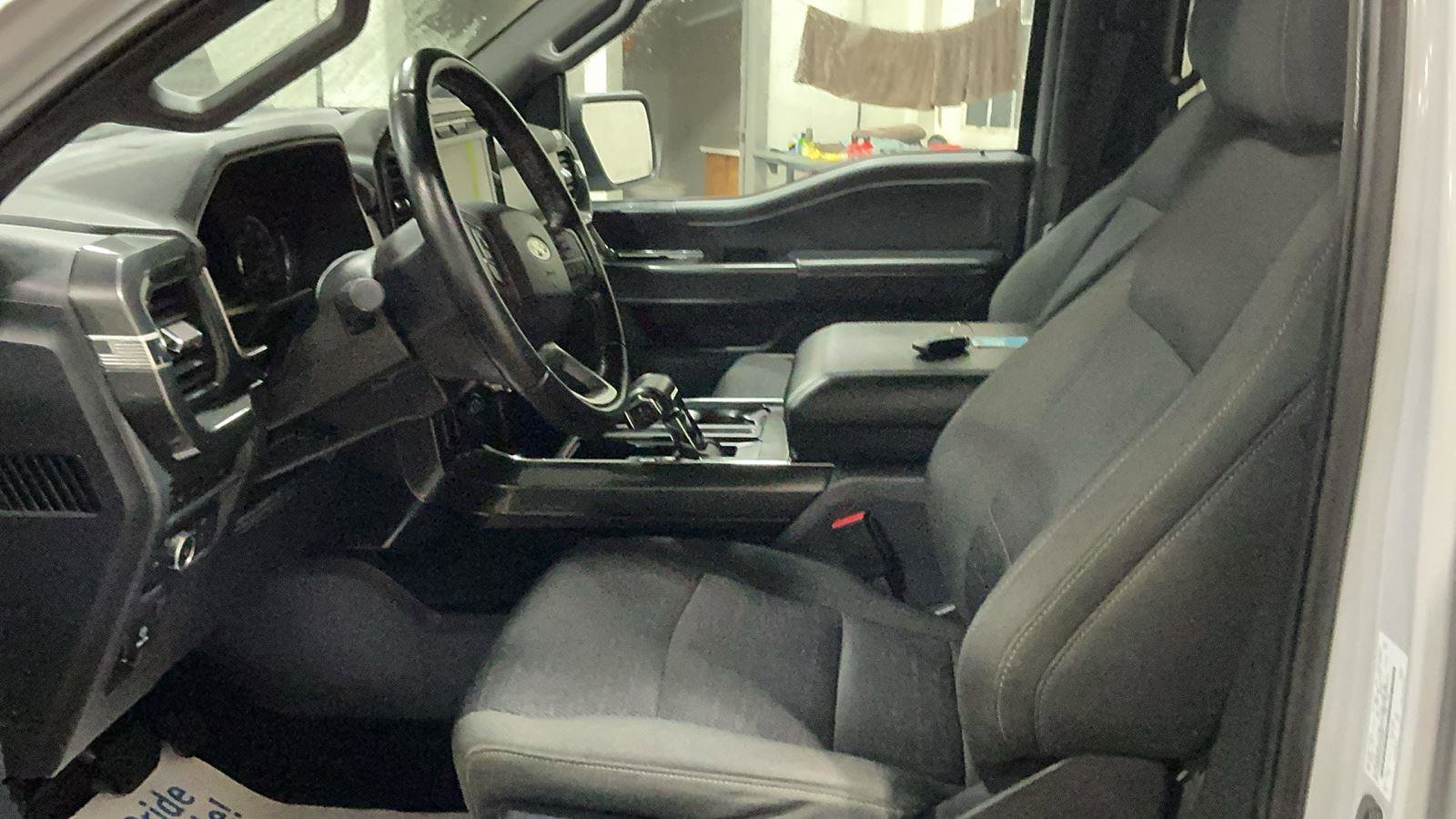 Certified 2022 Ford F150 XLT w/ Equipment Group 302A High image 13