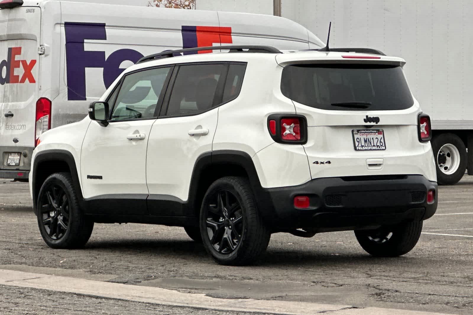 Used 2023 Jeep Renegade Altitude image 3