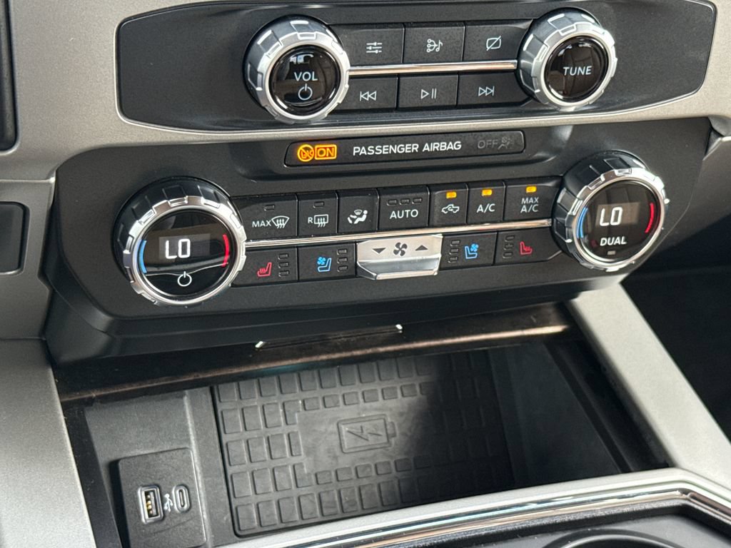 Certified 2022 Ford F250 Lariat w/ Lariat Ultimate Package AWD/4WD image 23