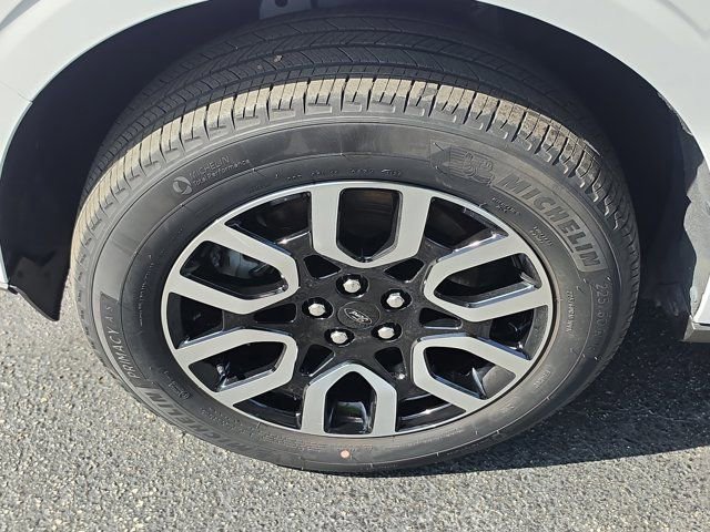 Certified 2022 Ford Maverick Lariat image 6