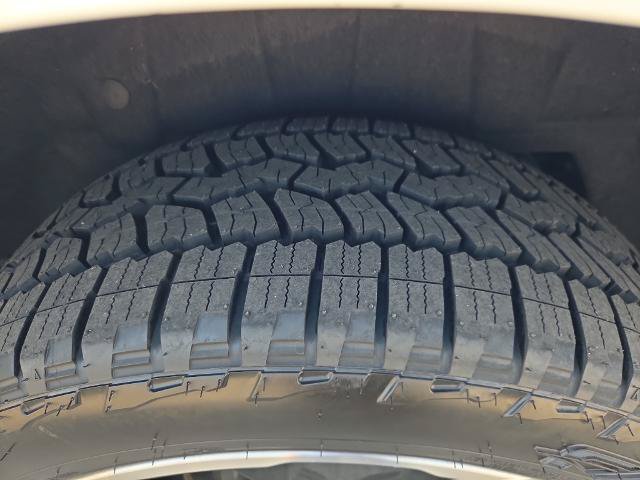 Certified 2023 Ford Expedition Limited AWD/4WD image 9
