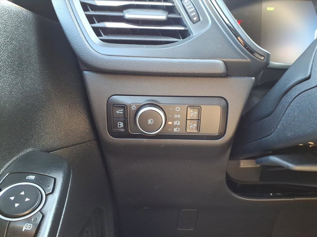 Certified 2025 Ford Escape ST-Line Elite image 15