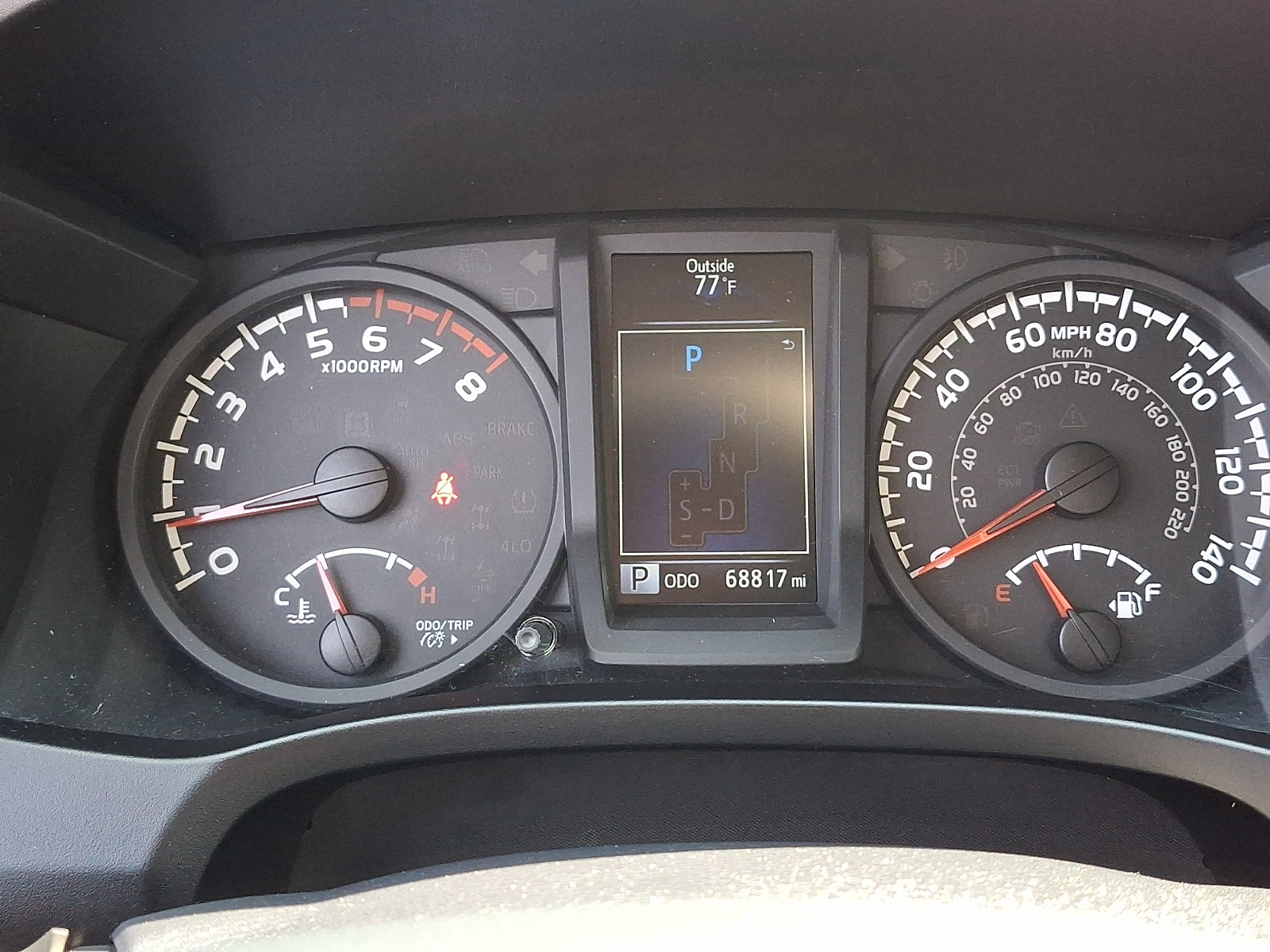 Used 2018 Toyota Tacoma SR w/ SR Convenience Package AWD/4WD image 25