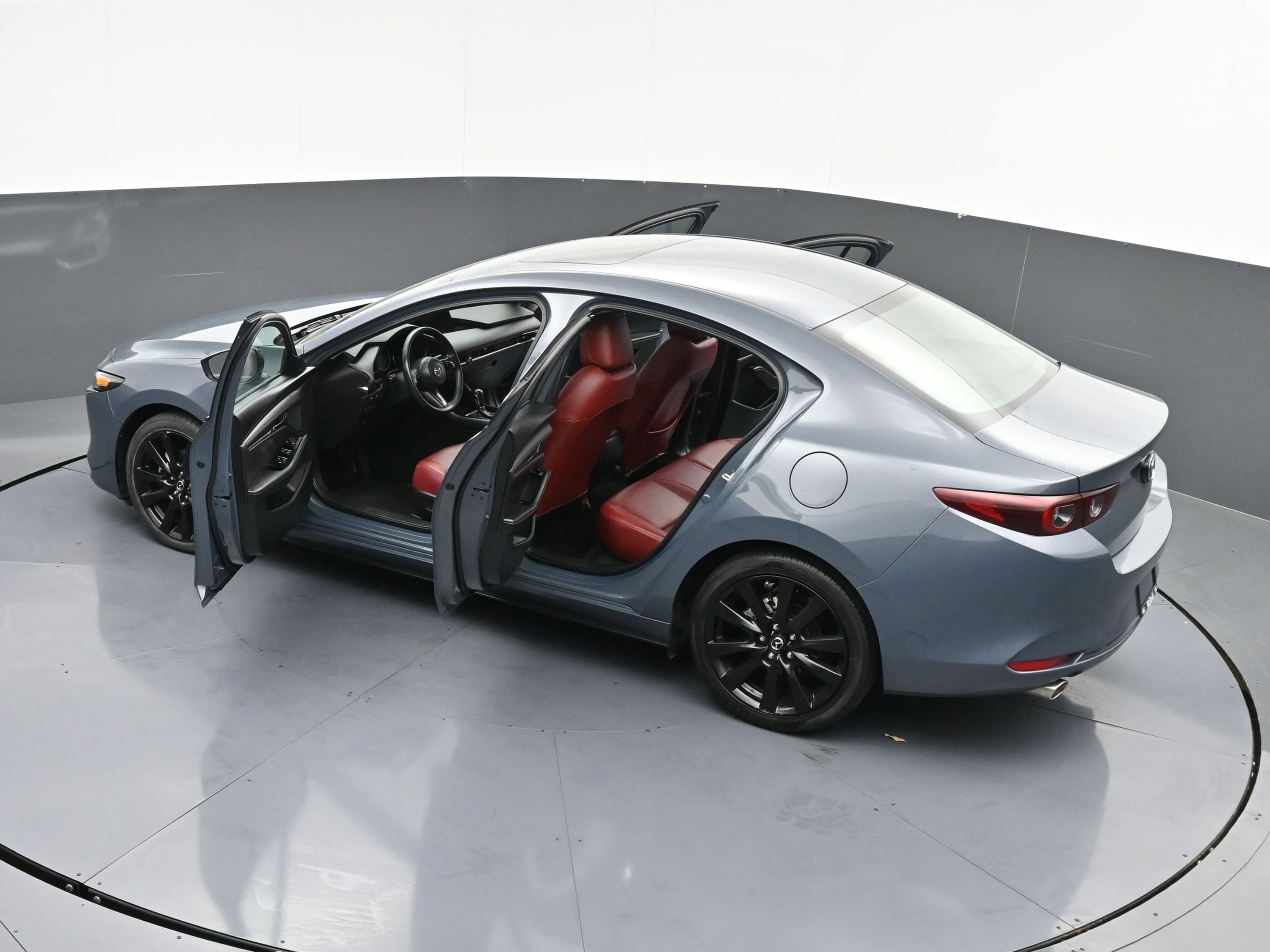 Used 2024 MAZDA MAZDA3 s image 47