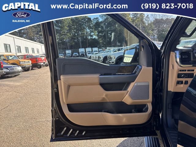 Certified 2022 Ford F150 Lariat w/ Equipment Group 502A High image 19