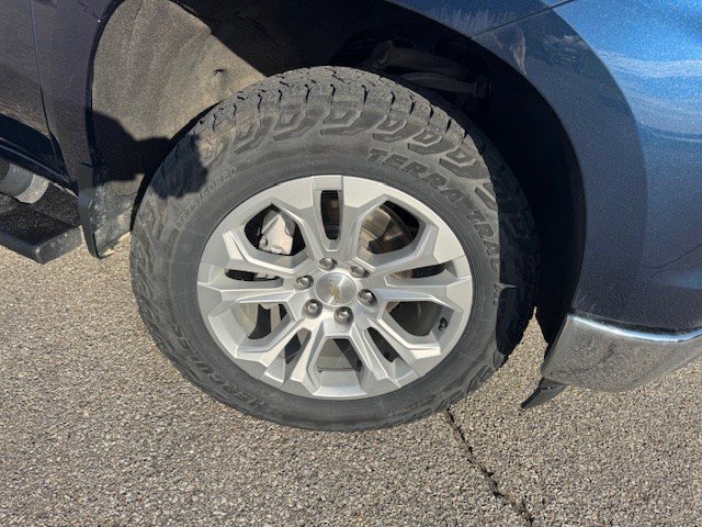 Used 2023 Chevrolet Silverado 1500 LTZ image 35