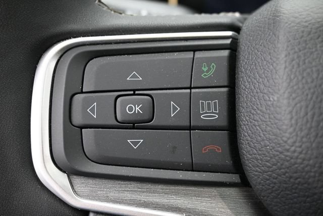 Used 2025 Jeep Wagoneer Series III w/ Premium Group I AWD/4WD image 18