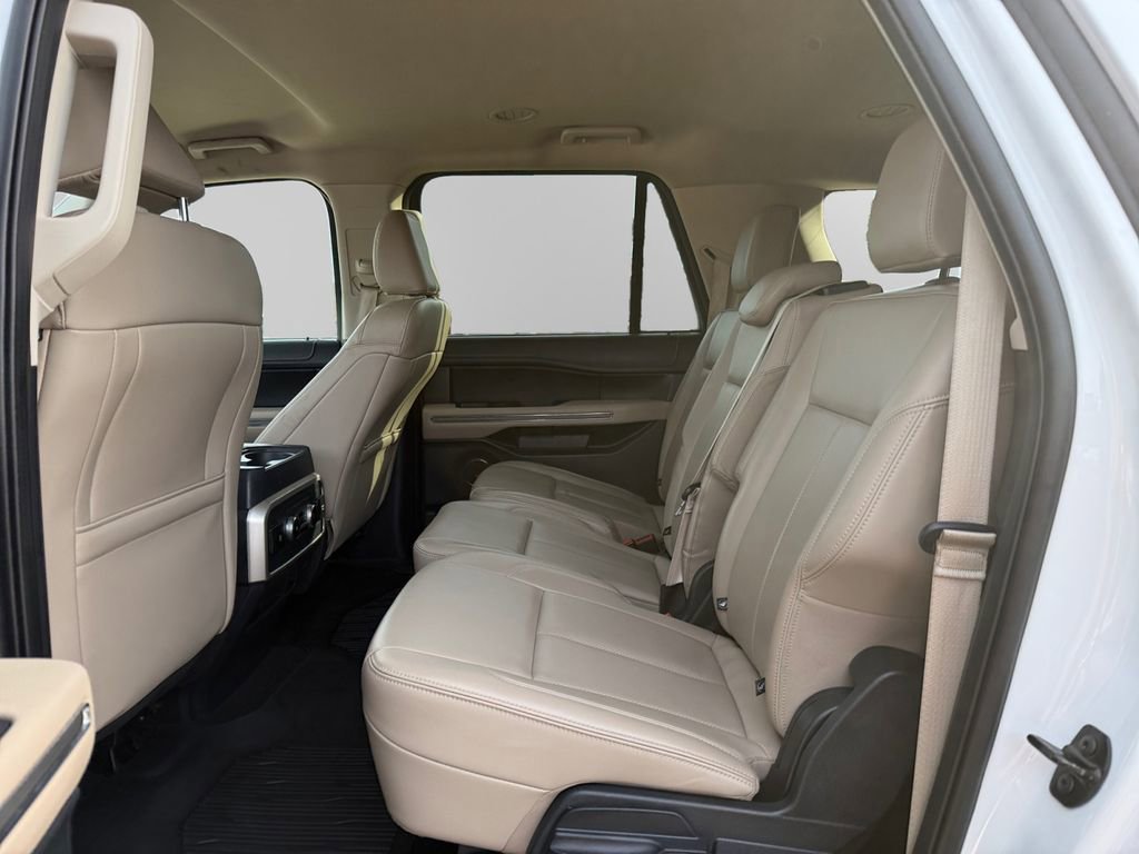 Certified 2024 Ford Expedition Max XLT RWD image 13