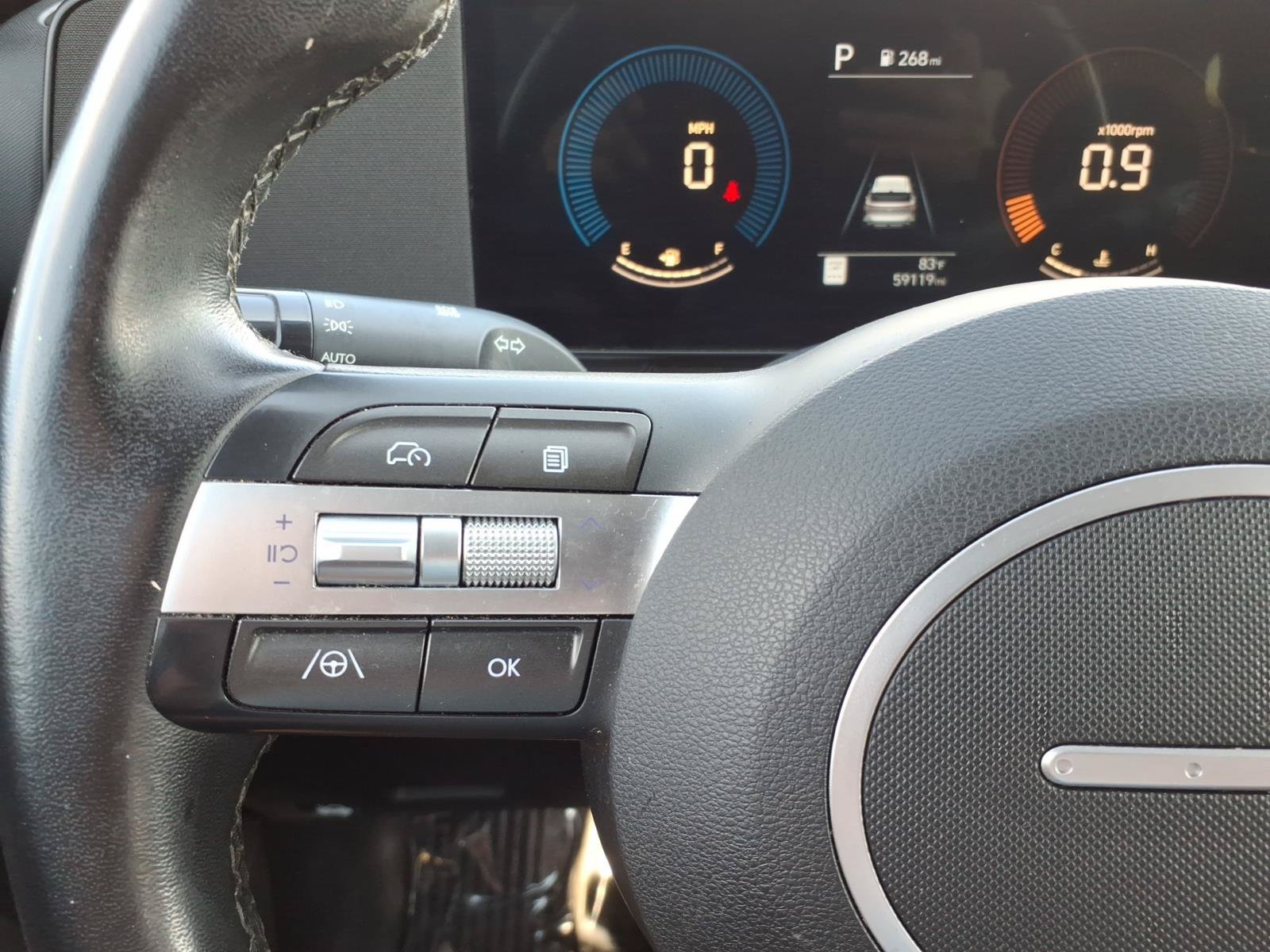 Used 2025 Hyundai Kona SEL AWD/4WD image 17