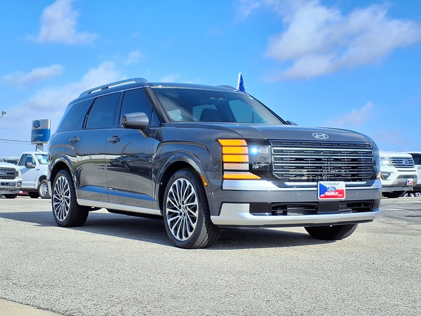 Used 2026 Hyundai Palisade Calligraphy AWD/4WD image 3