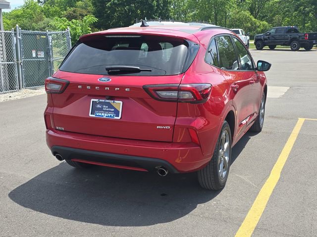 Certified 2024 Ford Escape ST-Line w/ Tech Pack #1 AWD/4WD image 4