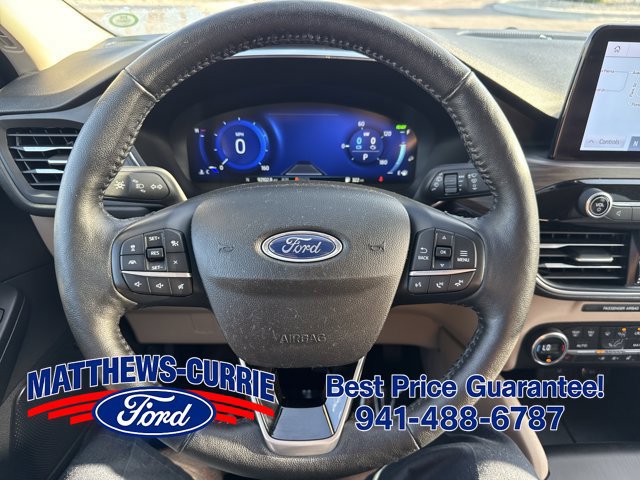 Certified 2020 Ford Escape Titanium FWD image 17
