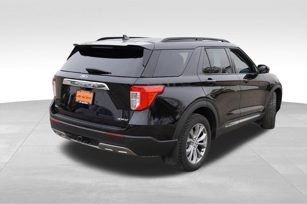 Certified 2022 Ford Explorer XLT w/ Equipment Group 202A AWD/4WD image 6