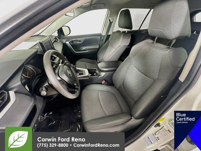 Used 2021 Toyota RAV4 XLE AWD/4WD image 22