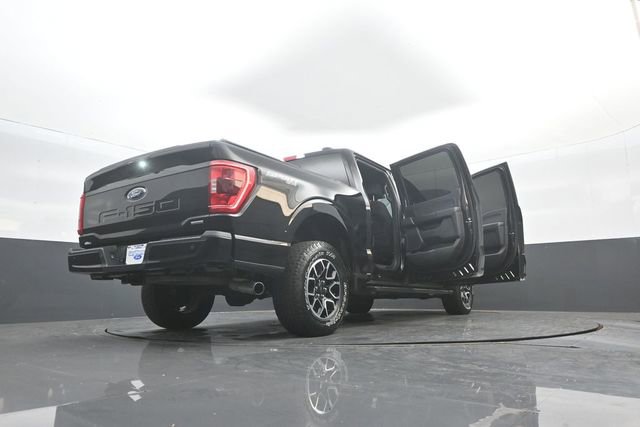 Certified 2021 Ford F150 XLT w/ Equipment Group 302A High image 38