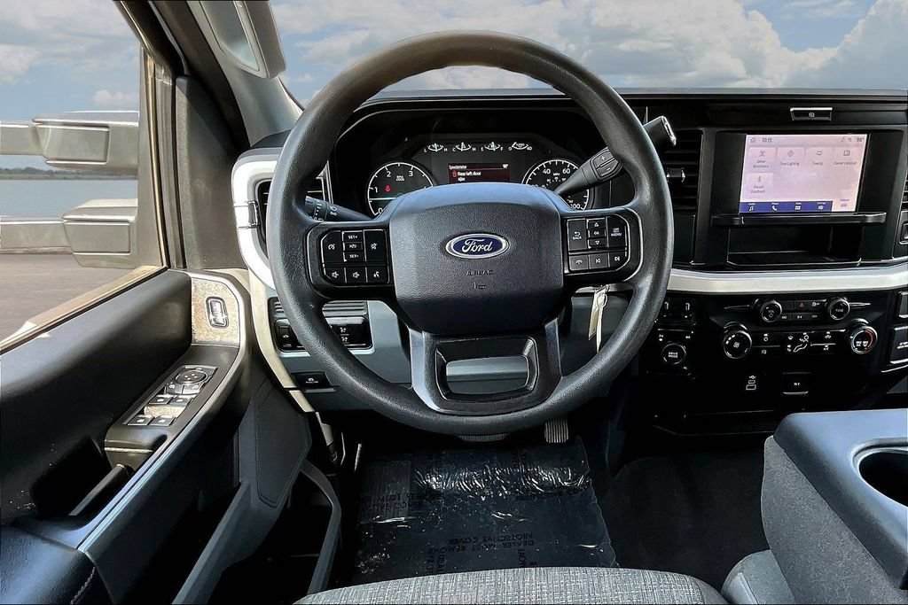 Certified 2025 Ford F250 XLT AWD/4WD image 11