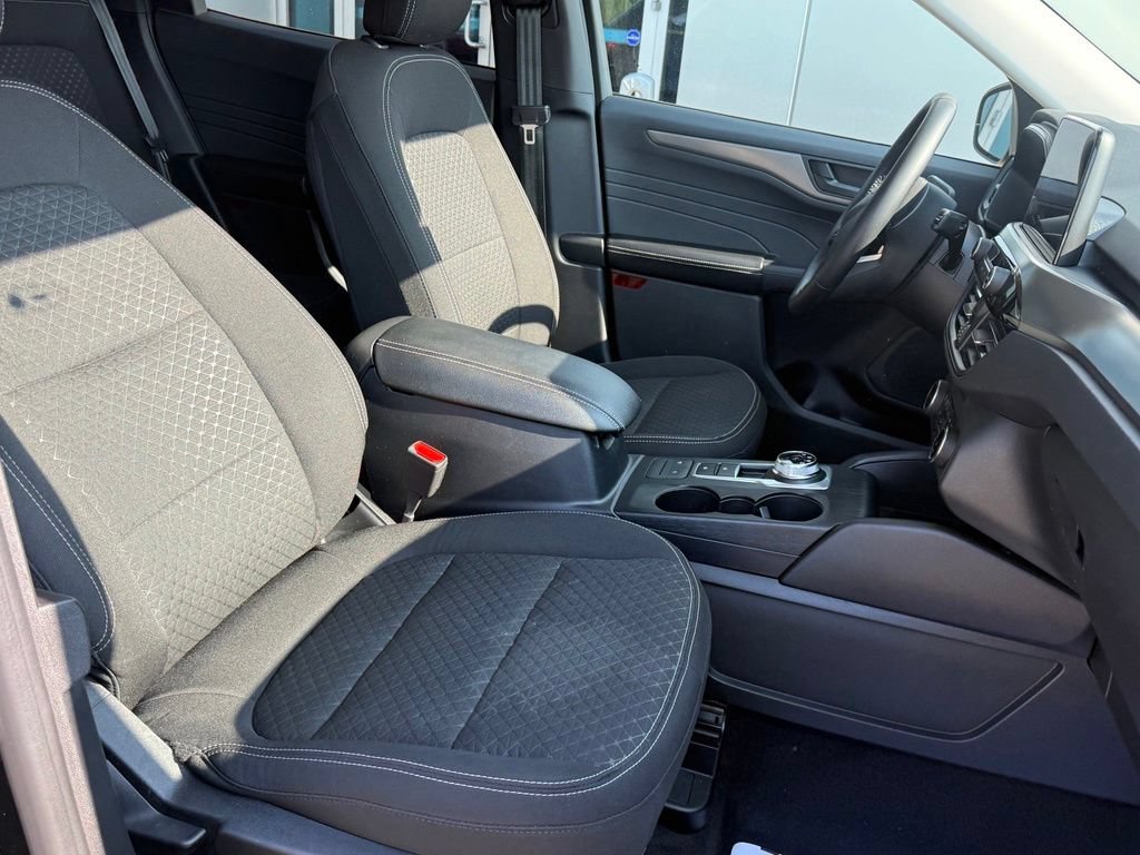 Certified 2023 Ford Escape Active AWD/4WD image 11